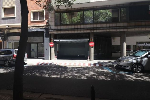 Foto 2 de Garatge en venda a calle De José Luis Albareda de 11 m²