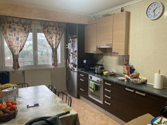 Foto 1 de Piso en venta en Arantzazu de 3 habitaciones con balcón y calefacción