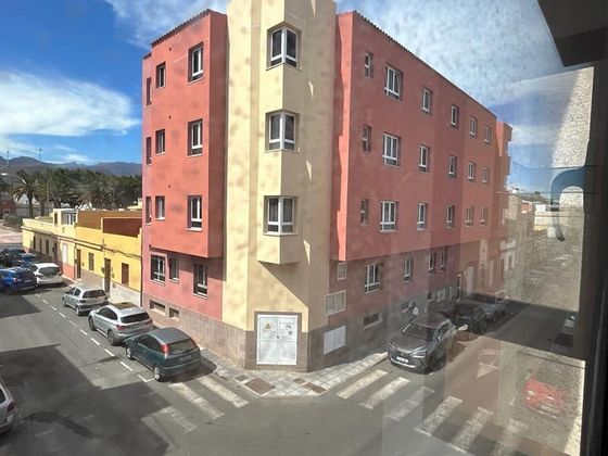 Foto 2 de Venta de piso en Vecindario norte-Cruce Sardina de 2 habitaciones con garaje y ascensor