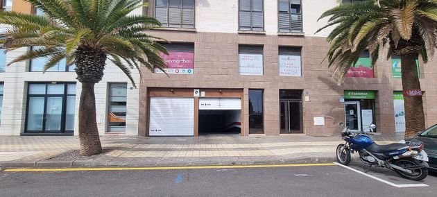 Foto 1 de Pis en venda a La Salle - Cuatro Torres de 4 habitacions amb garatge i balcó