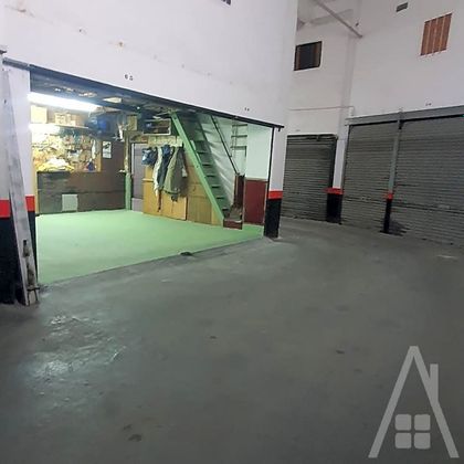 Foto 2 de Garaje en venta en Santutxu de 30 m²
