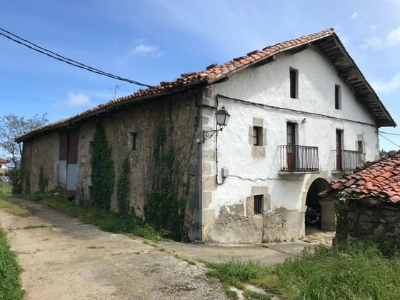 Foto 2 de Casa rural en venta en Ibarrangelu de 5 habitaciones y 384 m²