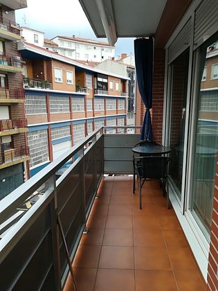 Foto 1 de Piso en venta en Bermeo de 3 habitaciones con garaje y balcón