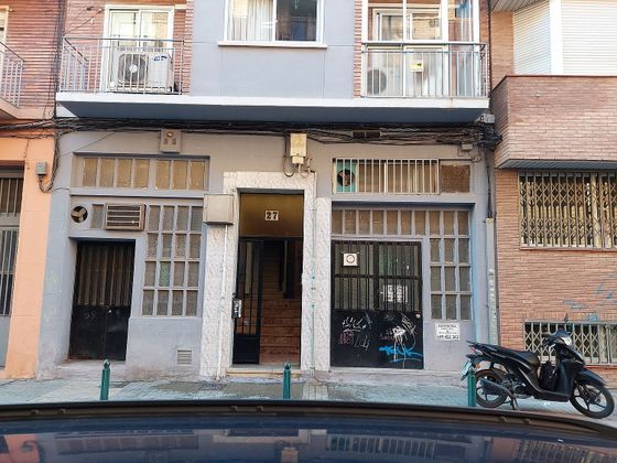 Foto 1 de Local en venda a calle De Eduardo Sanz Hernaz de 156 m²