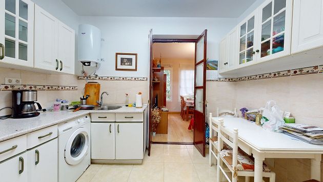 Foto 2 de Pis en venda a Centro - Desierto - Arrontegi de 2 habitacions amb calefacció i ascensor