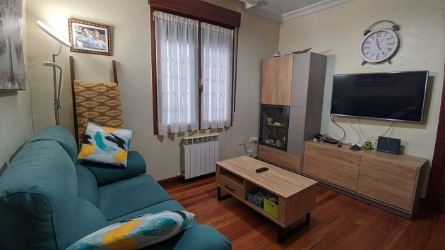 Foto 1 de Piso en venta en Basurtu de 2 habitaciones con calefacción y ascensor