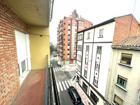 Foto 1 de Pis en venda a calle Martín Sarmiento de 3 habitacions amb terrassa i garatge