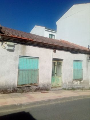 Foto 1 de Casa en venda a Villamayor de 3 habitacions i 116 m²