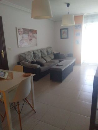 Foto 1 de Piso en venta en Villamayor de 3 habitaciones con terraza y balcón