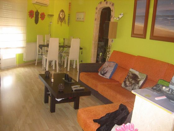 Foto 1 de Piso en venta en Villamayor de 2 habitaciones con terraza y garaje