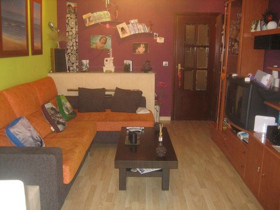 Foto 2 de Pis en venda a Villamayor de 2 habitacions amb terrassa i garatge