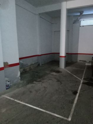 Foto 2 de Venta de garaje en Centro - Mendibil - Santiago de 27 m²