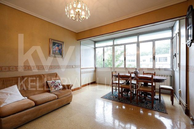 Foto 1 de Piso en venta en Egia de 3 habitaciones con balcón y calefacción