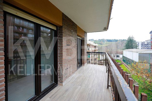 Foto 1 de Piso en venta en Añorga - Zubieta de 3 habitaciones con terraza y calefacción