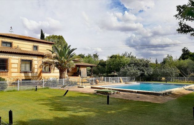 Foto 1 de Xalet en venda a Santa María de 6 habitacions amb piscina i garatge