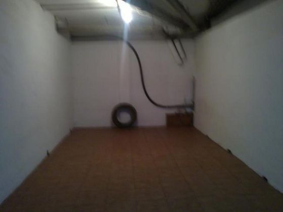 Foto 2 de Alquiler de garaje en Santa María de 36 m²