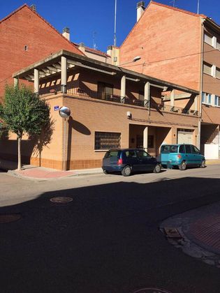 Foto 1 de Casa en alquiler en calle Santa Ana de 5 habitaciones con terraza y garaje