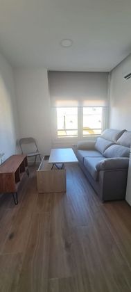 Foto 1 de Piso en alquiler en Universidad San Francisco de 1 habitación con muebles y aire acondicionado