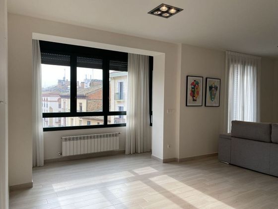 Foto 2 de Alquiler de piso en plaza Alfonso El Batallador de 3 habitaciones con aire acondicionado y calefacción