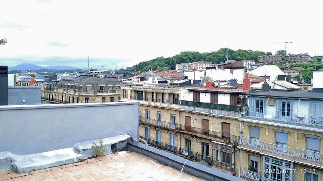 Foto 2 de Ático en venta en Centro - San Sebastián-Donostia de 3 habitaciones con terraza y balcón