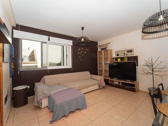 Foto 2 de Pis en venda a El Sobradillo - El Llano del Moro de 3 habitacions amb garatge