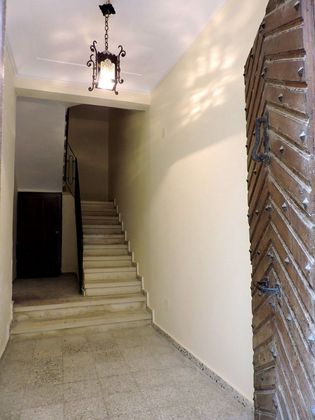 Foto 1 de Casa adossada en venda a Ejea de los Caballeros de 6 habitacions amb terrassa i calefacció