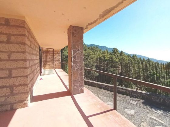 Foto 1 de Xalet en venda a calle Monte de Los Frailes de 3 habitacions amb terrassa i jardí