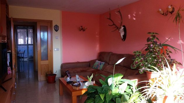 Foto 2 de Pis en venda a avenida De Yebra de Basa de 4 habitacions amb terrassa i garatge