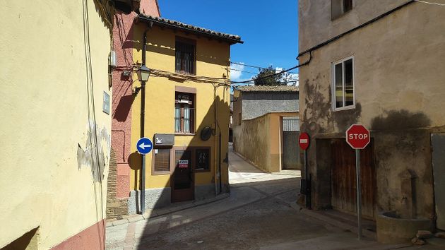 Foto 1 de Casa en venda a calle Fundos Bolea de 4 habitacions i 219 m²