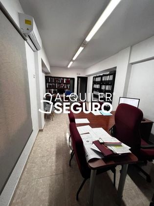 Foto 2 de Alquiler de oficina en Campoamor de 90 m²