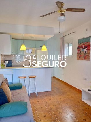 Foto 1 de Alquiler de piso en Santiago de la Ribera de 1 habitación con muebles y aire acondicionado