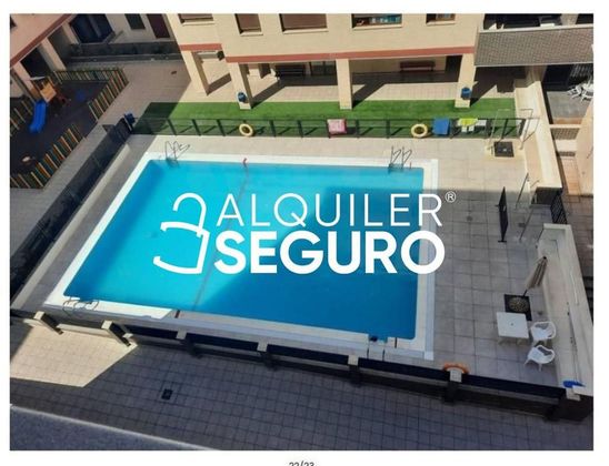 Foto 1 de Alquiler de piso en Puerta de Murcia - Colegios de 1 habitación con piscina y garaje