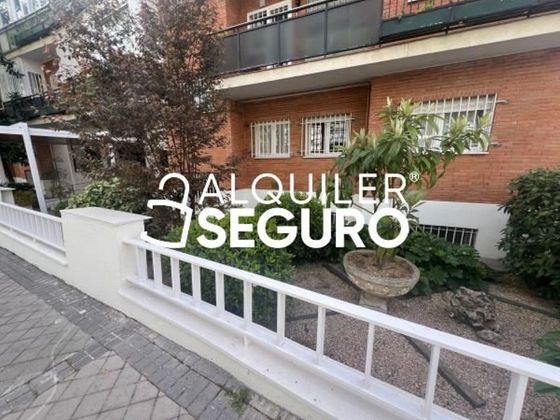 Foto 2 de Local en alquiler en Nueva España de 50 m²