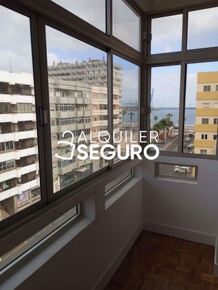 Foto 2 de Piso en alquiler en Arenales - Lugo - Avenida Marítima de 3 habitaciones con garaje y muebles