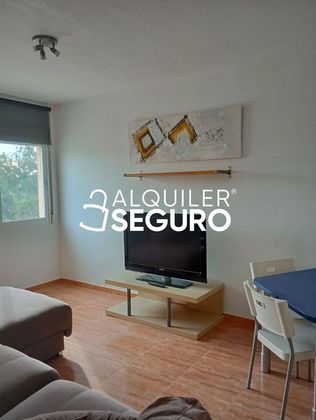 Foto 2 de Alquiler de piso en Santiago de la Ribera de 3 habitaciones con aire acondicionado y ascensor