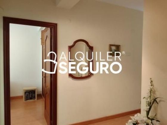 Foto 2 de Pis en lloguer a Os Mallos - San Cristóbal de 3 habitacions amb garatge i mobles