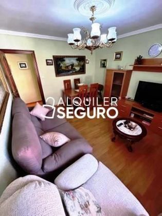 Foto 1 de Piso en alquiler en Delicias de 3 habitaciones con terraza y muebles