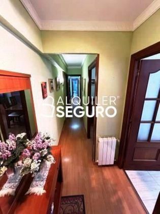 Foto 2 de Piso en alquiler en Delicias de 3 habitaciones con terraza y muebles