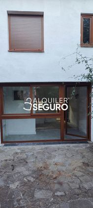 Foto 1 de Casa en lloguer a Sant Julià de Vilatorta de 5 habitacions amb jardí i mobles