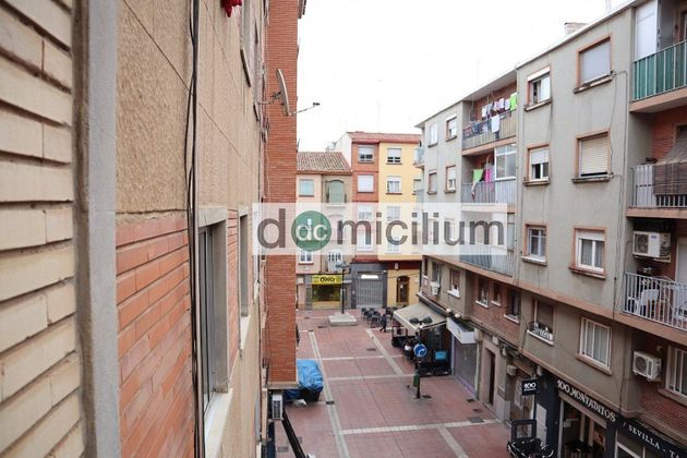 Foto 1 de Piso en venta en Delicias de 2 habitaciones con terraza y balcón