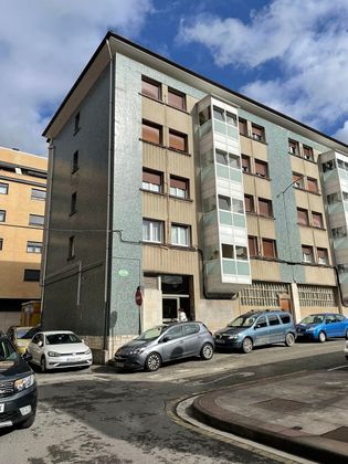 Foto 1 de Pis en venda a calle Bolatoki Zeharkalea de 2 habitacions amb balcó i calefacció