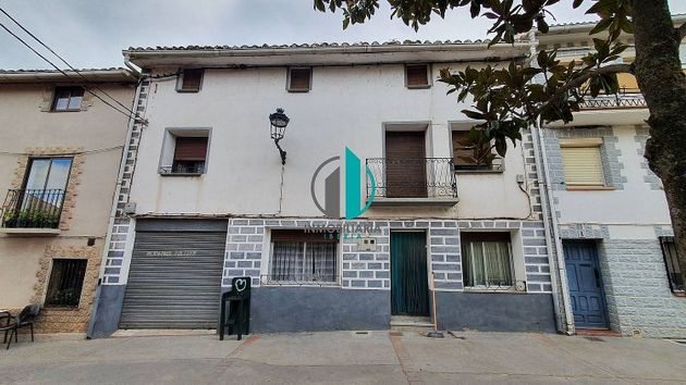 Foto 1 de Casa adossada en venda a Galilea de 5 habitacions amb terrassa i garatge