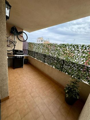 Foto 2 de Alquiler de piso en Montolivet de 4 habitaciones con terraza y garaje