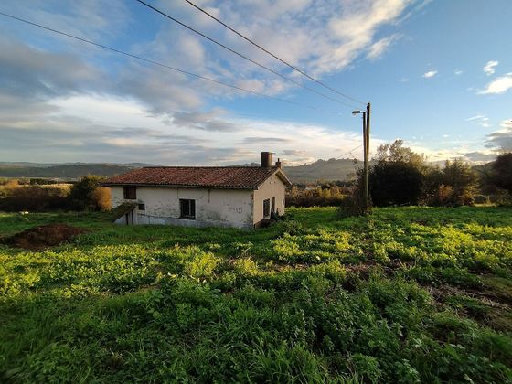 Foto 1 de Casa rural en venda a Serín de 2 habitacions amb jardí i balcó