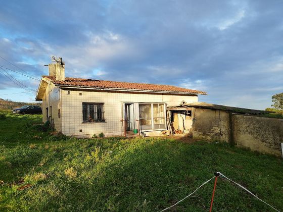 Foto 2 de Casa rural en venda a Serín de 2 habitacions amb jardí i balcó