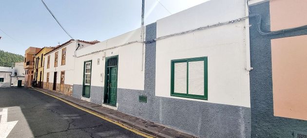 Foto 2 de Xalet en venda a calle Dolores de 4 habitacions amb terrassa i garatge