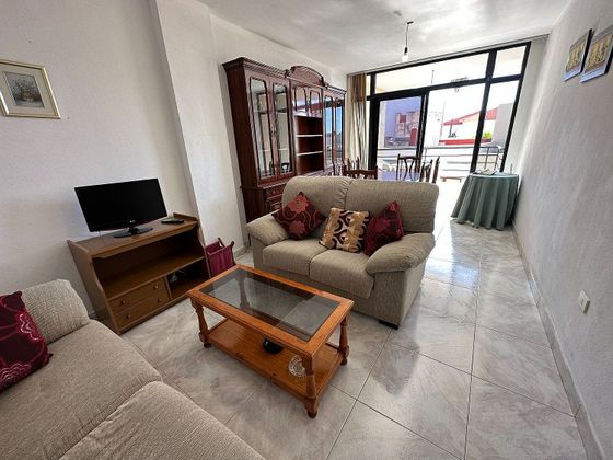 Foto 1 de Pis en venda a calle Retamar de 3 habitacions amb terrassa