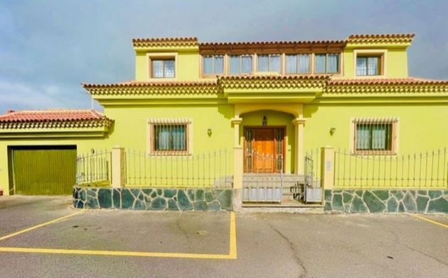 Foto 2 de Venta de chalet en Costa Blanca - Las Galletas de 5 habitaciones con terraza y garaje
