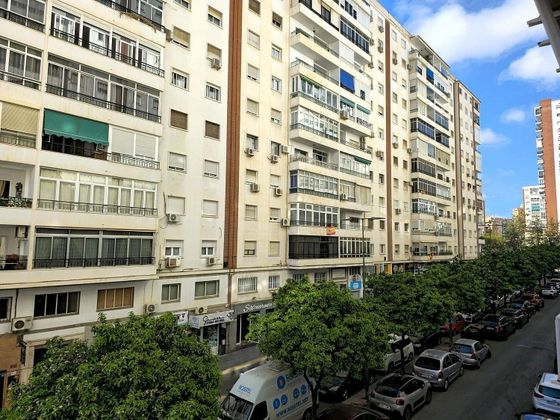 Foto 2 de Pis en venda a avenida San Sebastián de 3 habitacions amb terrassa i aire acondicionat