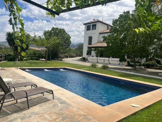 Foto 1 de Xalet en venda a Otura de 6 habitacions amb terrassa i piscina